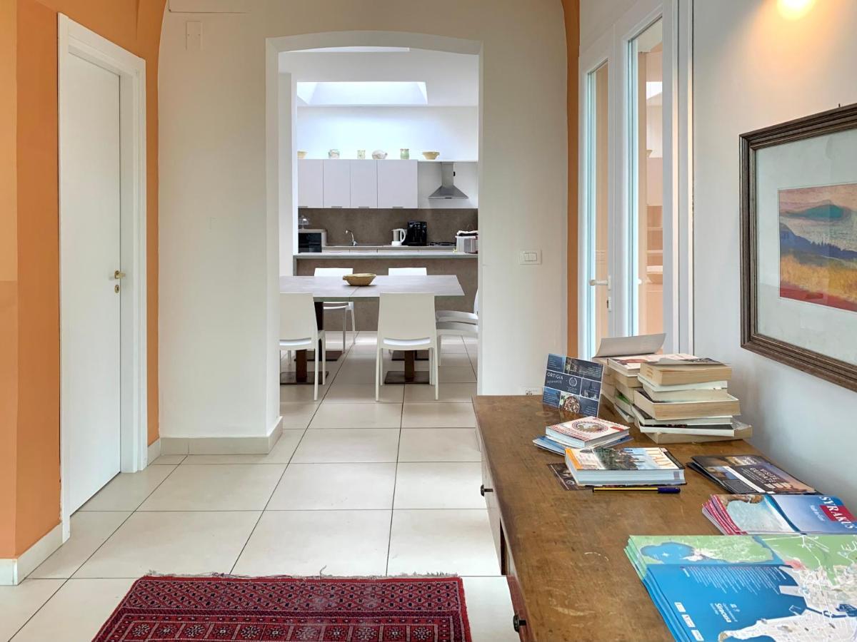 Temenos Villa By Ortigiaapartments Syracuse Ngoại thất bức ảnh