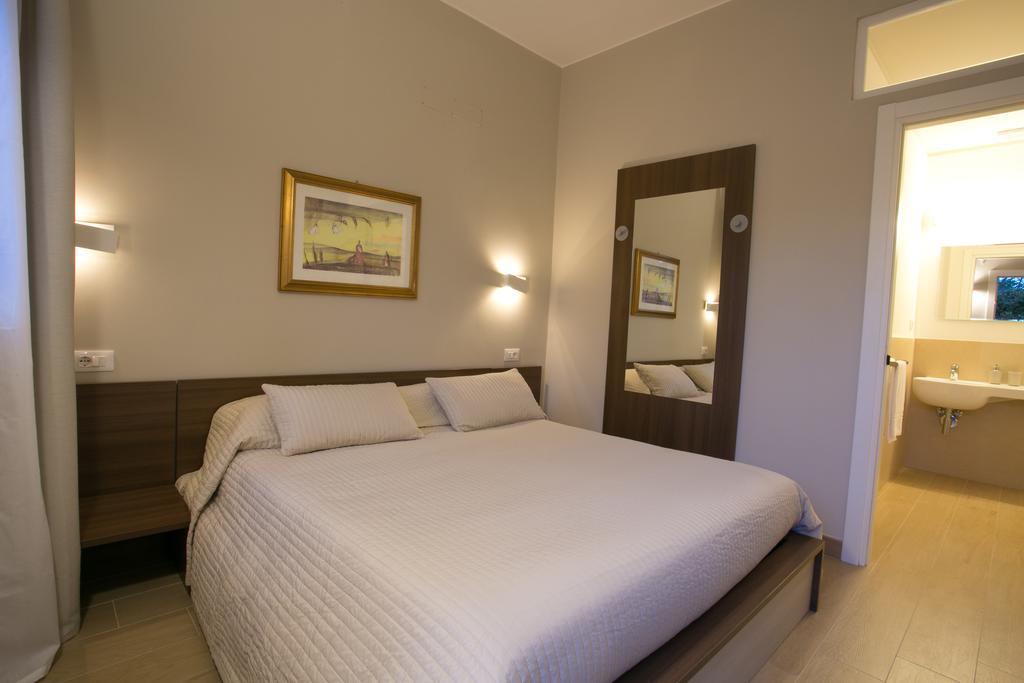 Temenos Villa By Ortigiaapartments Syracuse Ngoại thất bức ảnh